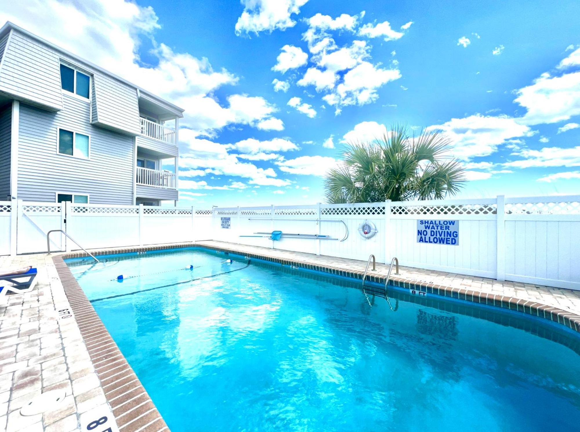 Happy Apartment